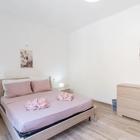 Charming 3bed In St Pauls I Apartment
