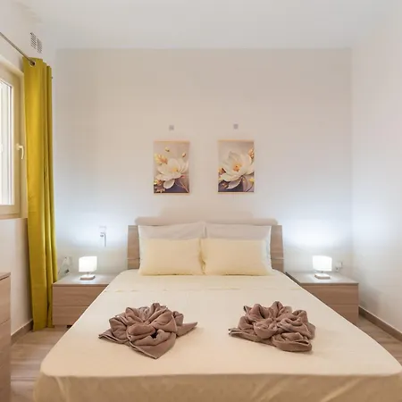 Charming 3bed In St Pauls I