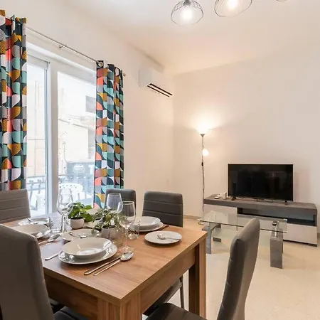 Daire Charming 3bed In St Pauls I St. Paul's Bay